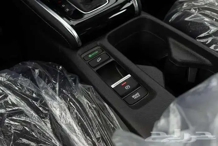 هوندا HRV LX نص فل 2025 11