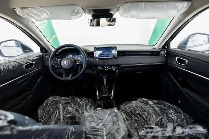 هوندا HRV LX نص فل 2025 12