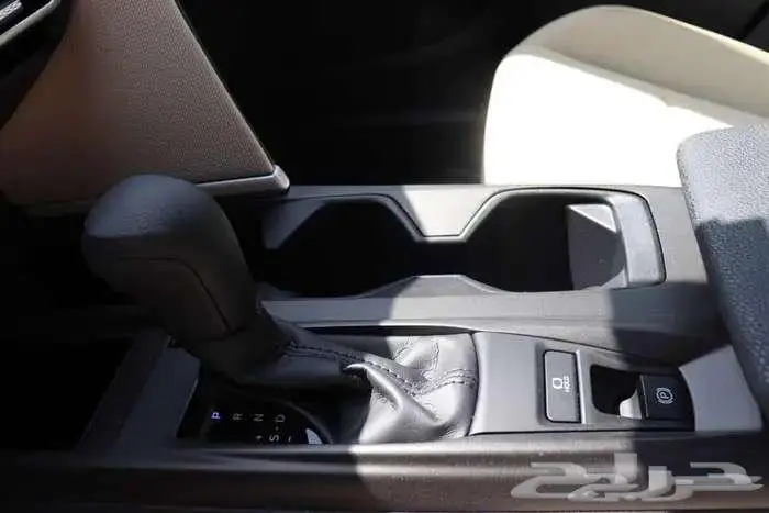 تويوتا كامري E بنزين 2025 كاش واقساط باقل الفوايد 7