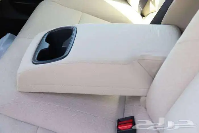 تويوتا كامري E بنزين 2025 كاش واقساط باقل الفوايد 27