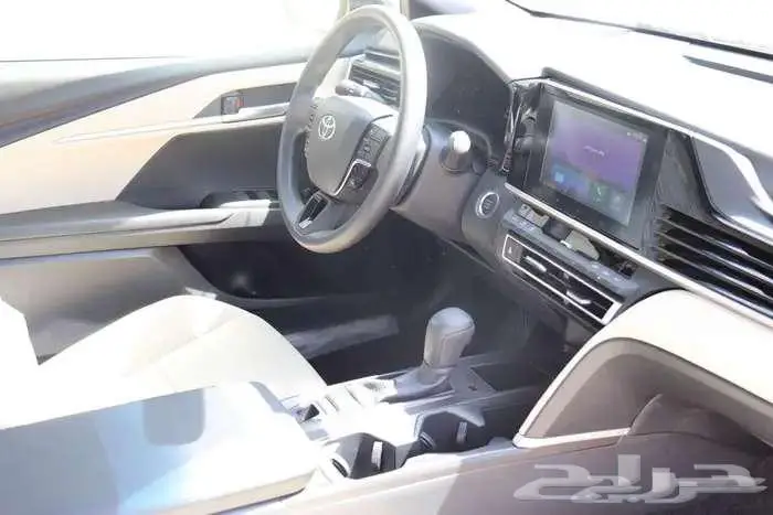 تويوتا كامري E بنزين 2025 كاش واقساط باقل الفوايد 16