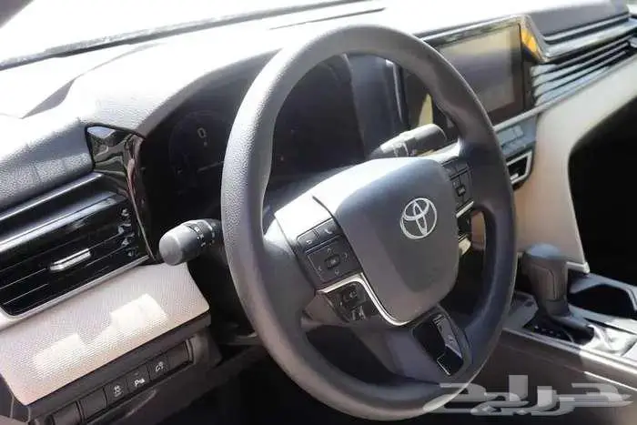 تويوتا كامري E بنزين 2025 كاش واقساط باقل الفوايد 25