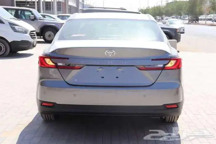 تويوتا كامري E بنزين 2025 كاش واقساط باقل الفوايد 23