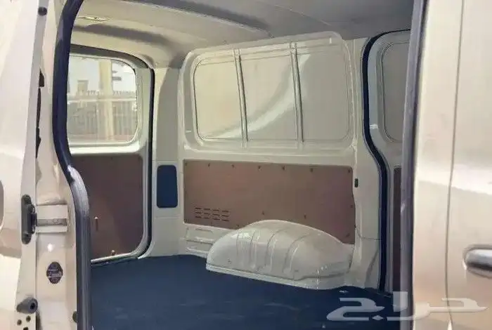 تويوتا هايس بضاعه سقف منخفض 2026 بالنقد والتقسيط سعودي 8