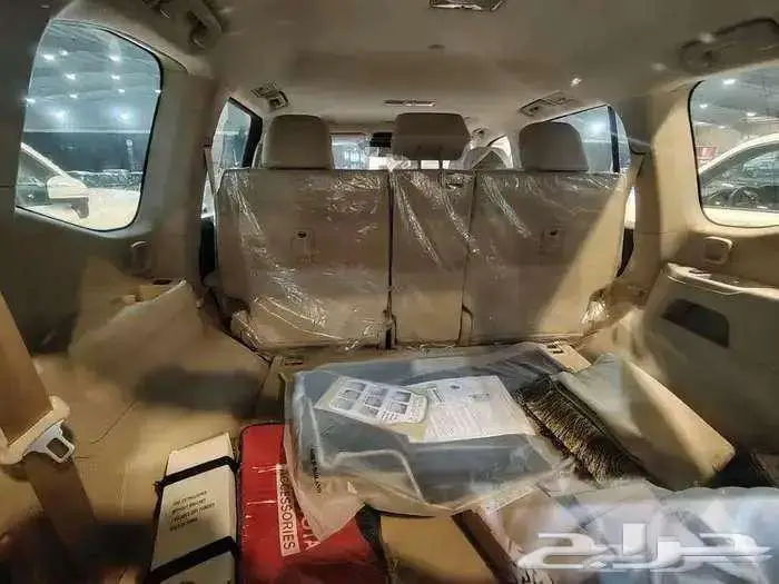 لاندكروزر L4 بنزين موديل 2025 22