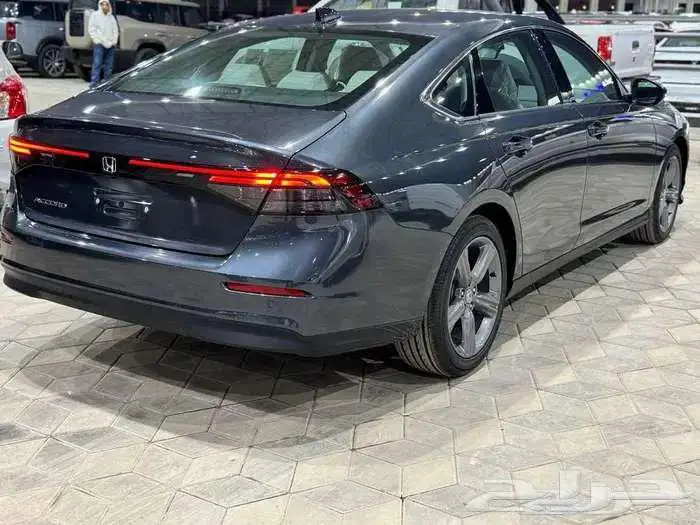 هوندا اكورد EX نص فل 2025 - عرض خاص لفترة محدودة 2