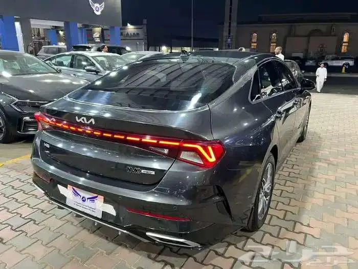 كيا K5 هايبرد 2023 مستعمله 3