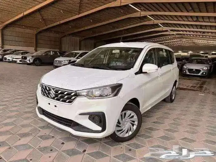 سوزوكي ارتيجا 2025 0