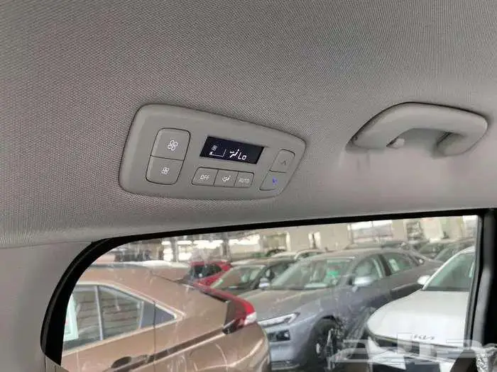 كيا كرنفال ستاندر موديل 2026 أصفار كاش وبنوك 11