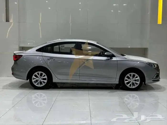 ام جي 5 MG ستاندرد موديل 2025 كاش   تمويل اقل سعر 4