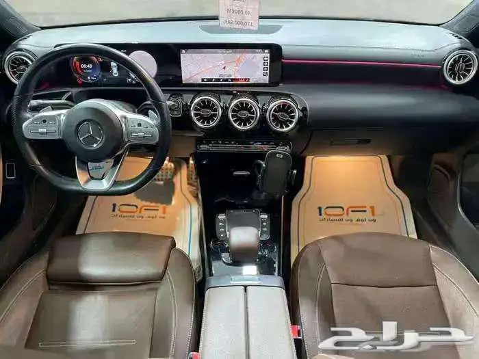 CLA 200 -2022 -40.000KM 12