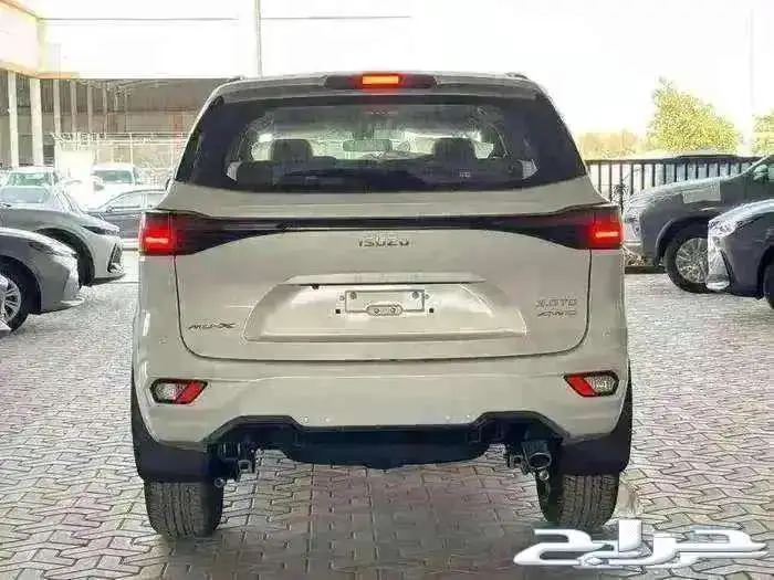 ايسوزو mux بالشكل الجديد 2025 الفل 1