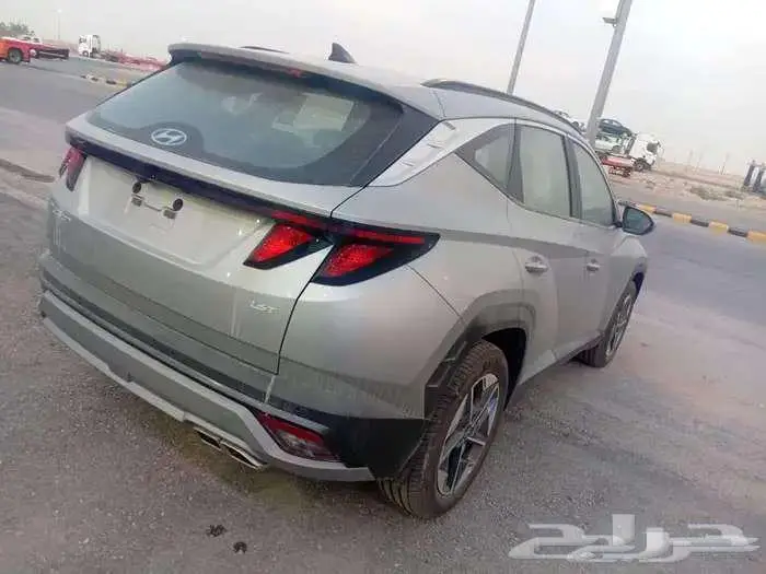 هيونداي توسان سمارت 1.6 موديل 2025 بسعر مميز 14
