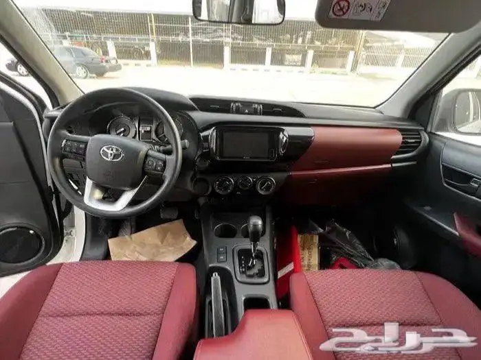 هايلوكس تماتيك بنزين 2025 بدون دبل اقل سعر تقسيط او كاش 11