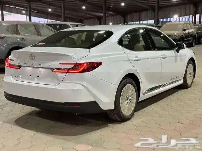كامرى LE بنزين 2025 تقصيد او كاش 3
