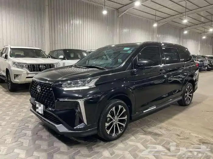 تويوتا فيلوز 4 سلندر موديل 2025 5