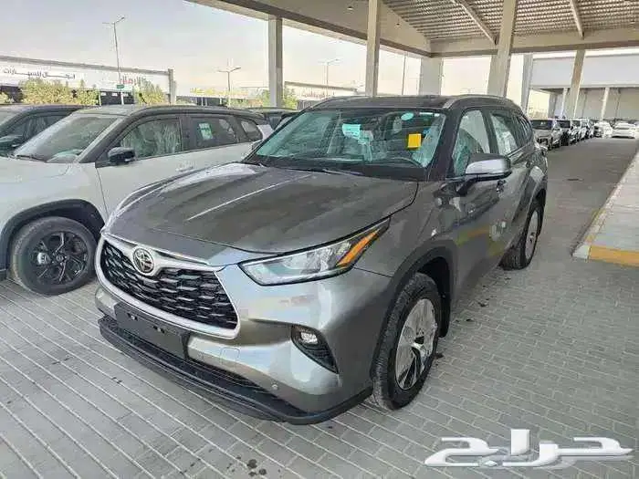 تويوتا هايلاندر GLE 2025 نص فل 0