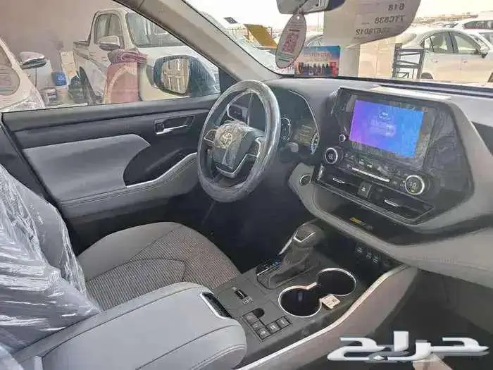 تويوتا هايلاندر GLE 2025 نص فل 7