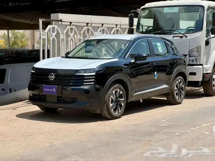 نيسان كيكس ستاندرد ونص فل 2025 4
