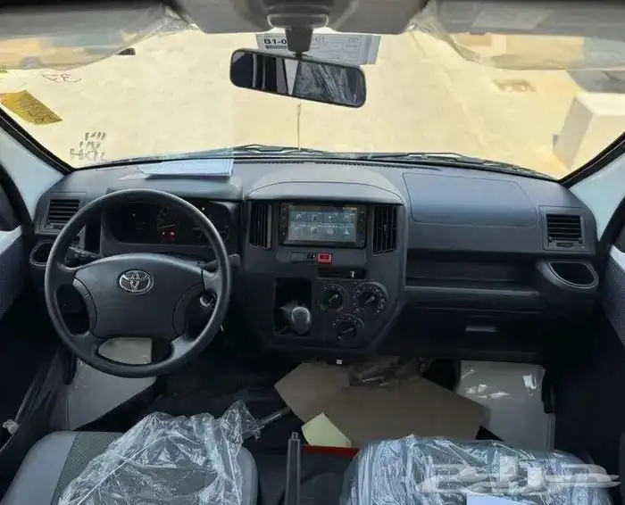 لايت اس 2025 باص بضاعه 1.5L بنزين 8