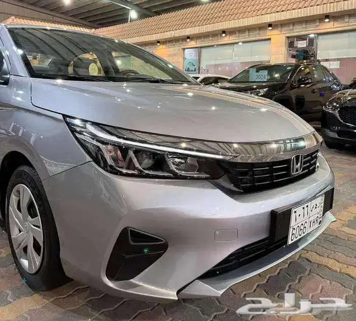 للبيع هوندا سيتي 2024 سعودي ( شبه اصفار ) 2