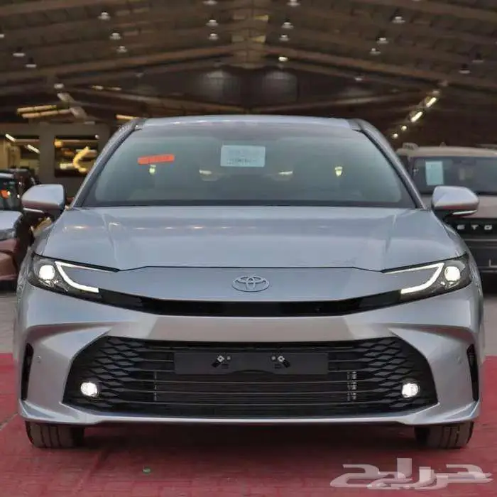 تويوتا كامرى ستاندر E 2025 بنزين 5
