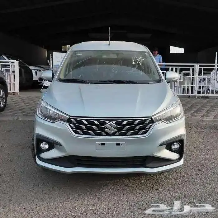 سوزوكي ارتيجا glx فل كامل 1