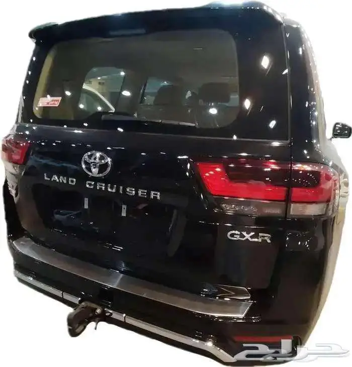 لاندكروزر L4 بنزين موديل 2025 7