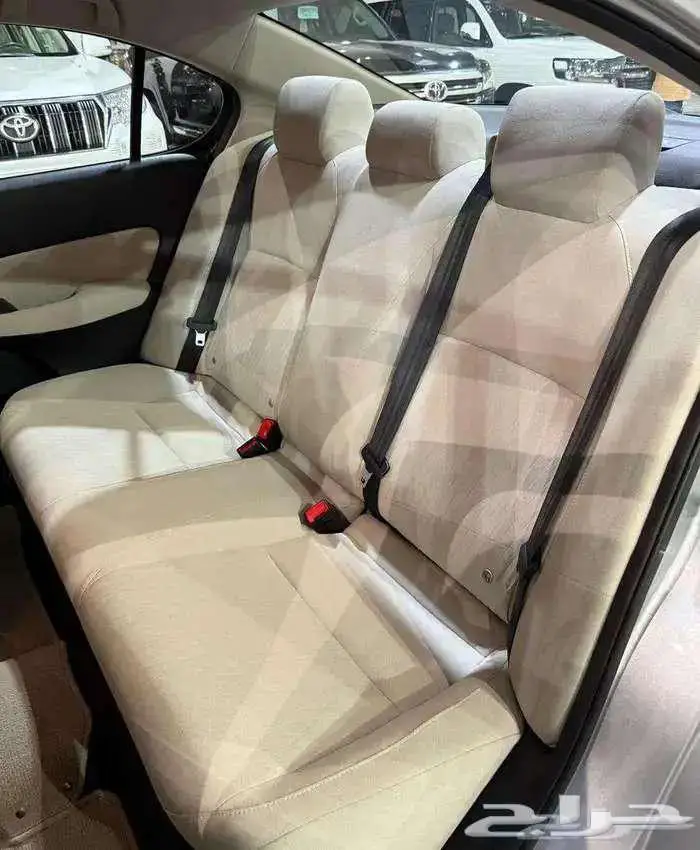 للبيع هوندا سيتي 2024 سعودي ( شبه اصفار ) 41