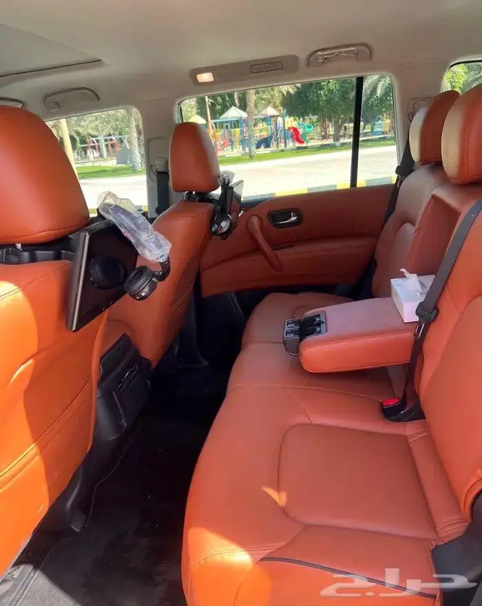 للبيع نيسان بترول تتانيوم 1