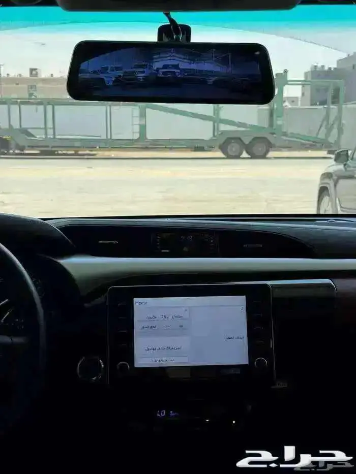 تويوتا هايلوكس غمارتين فل كامل بنزين توماتيك 2025 بريمي 10