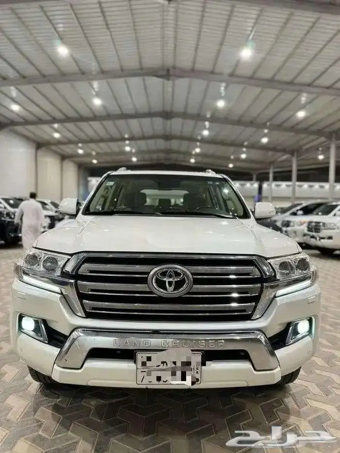 تويوتا لاند كروزر جي اكس ار 2016 0