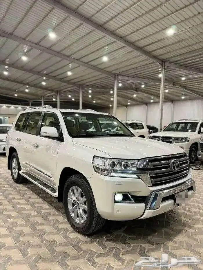 تويوتا لاند كروزر جي اكس ار 2016 1