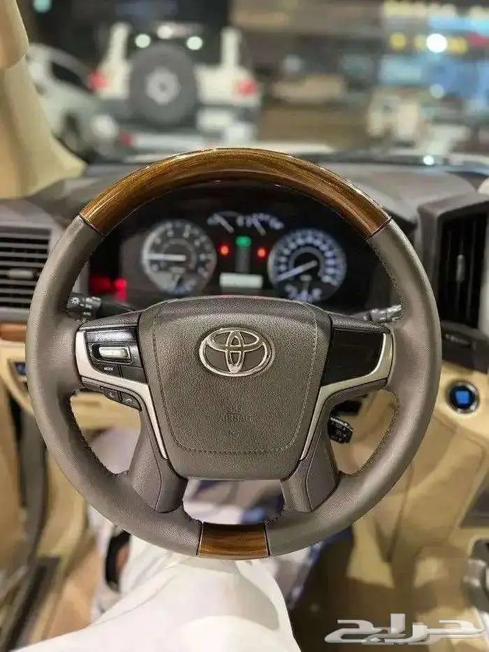 تويوتا لاند كروزر جي اكس ار 2016 8