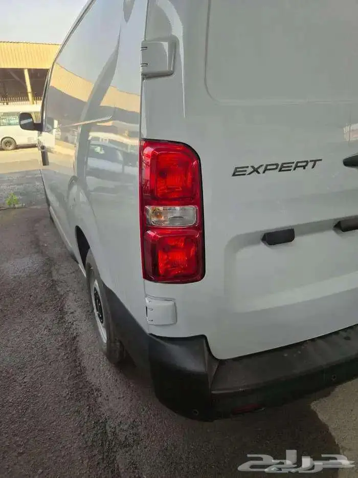 بيجو اكسبيرت بضاعة توماتيك 2025 اقل سعر كاش واقساط 2