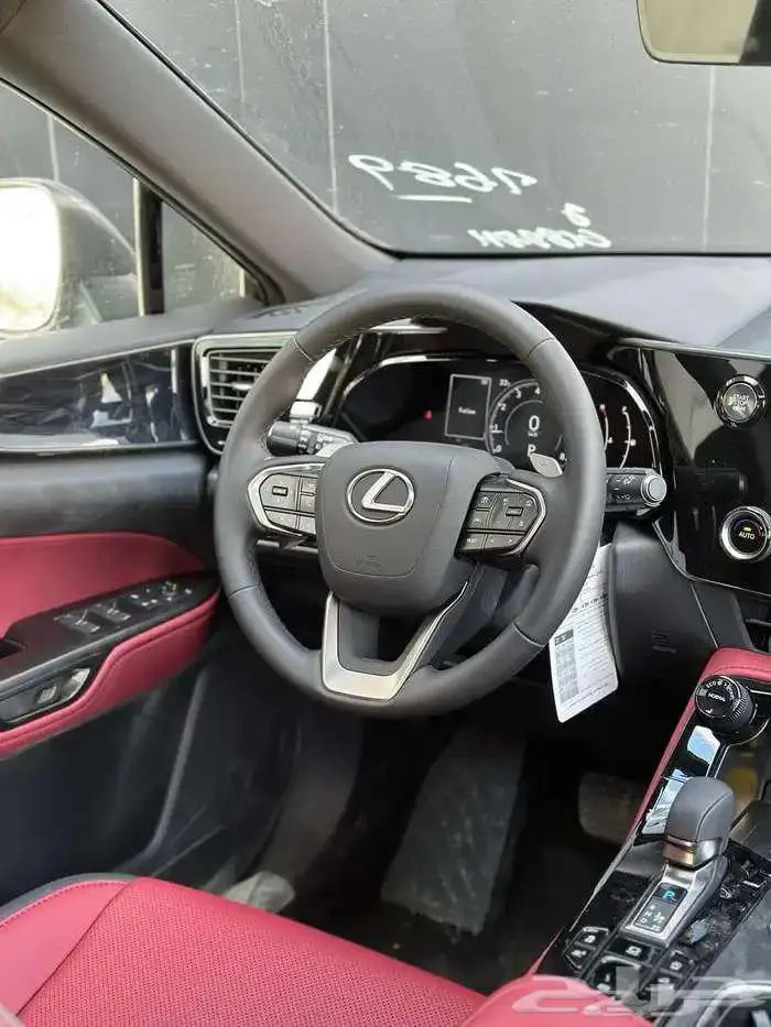 لكزس NX 350 بنزين فئة AA موديل 2025 8