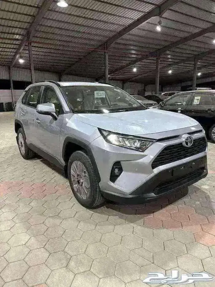 تويوتا راف فور XLE بنزين 2025 0