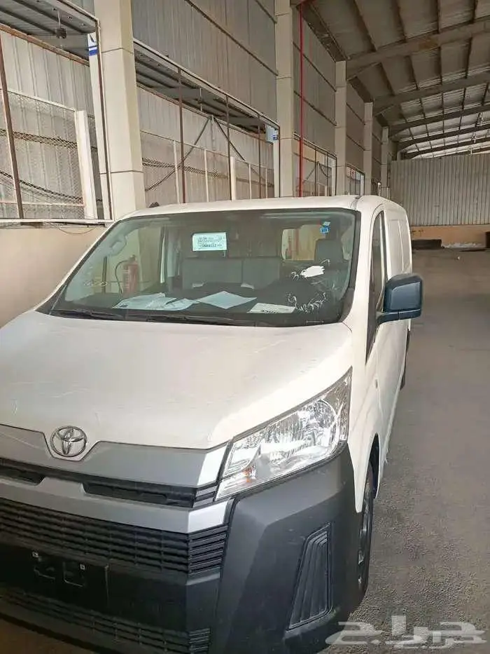 تويوتا هايس بضاعه ديزل جير عادي سقف منخفض 2026 1