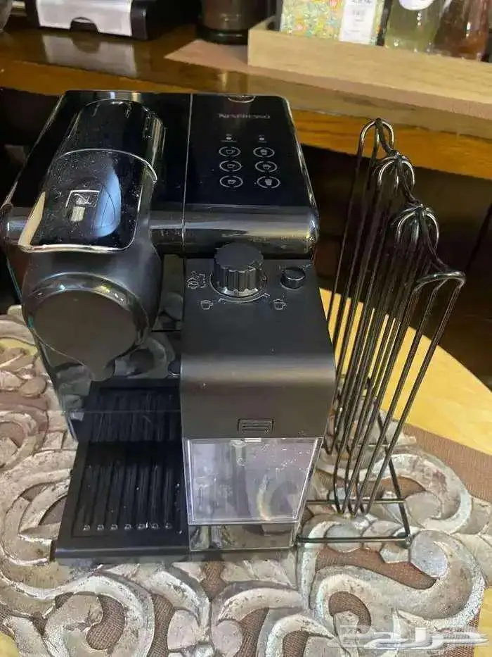 ماكينه قهوه نسبريسو لاتيسيما 1