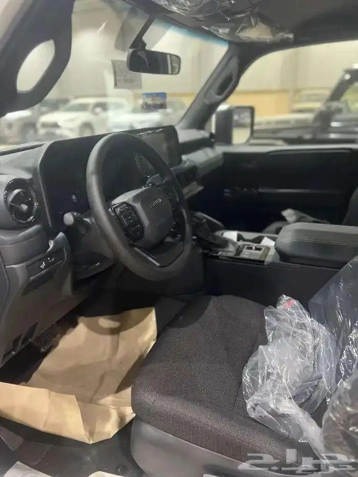 تويوتا برادو TXL1 2025 وارد سعودي 8