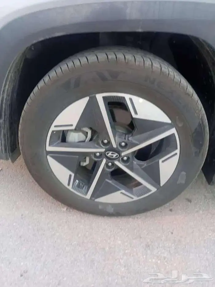 هيونداي توسان سمارت 1.6 موديل 2025 بسعر مميز 13