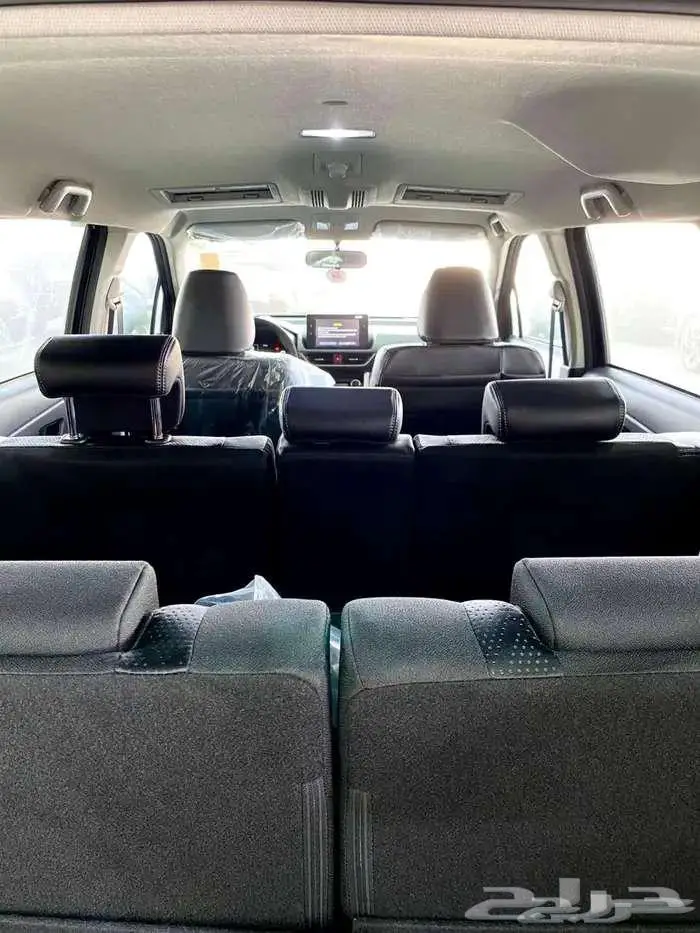 تويوتا فيلوز GLX بنزين 2025 ( أقساط وكاش ) مع خدمات مجانية 8