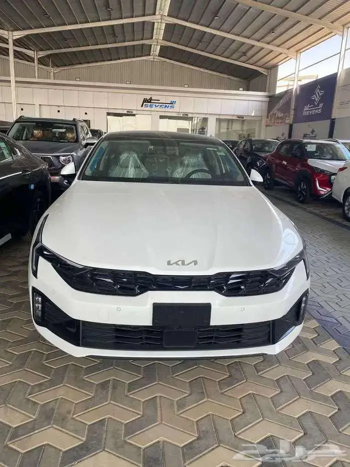 كيا كي 5 نص فل موديل 2026 بسعر مميز 2