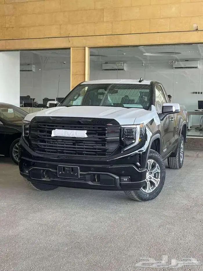 جي ام سي سيرا ألفيشن أسود 2025 متوفر لدى الحسن 0