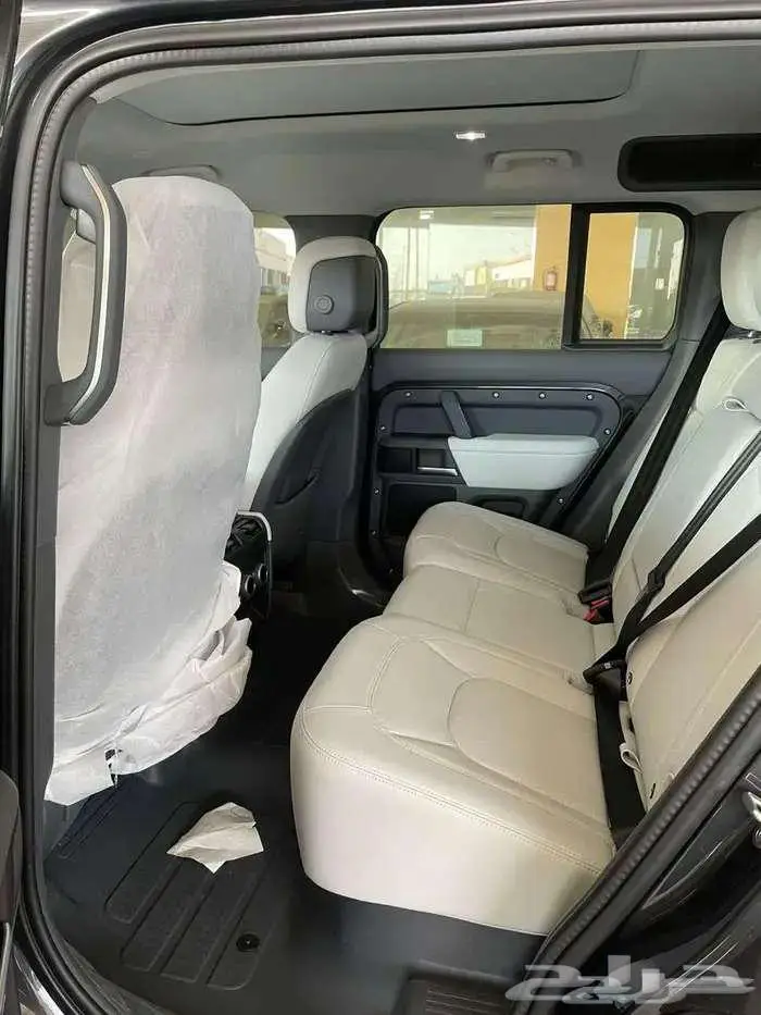 لاند روفر ديفندر HSE V6 XDynamic سعودي 2025 متوفر لدى الحسن 6