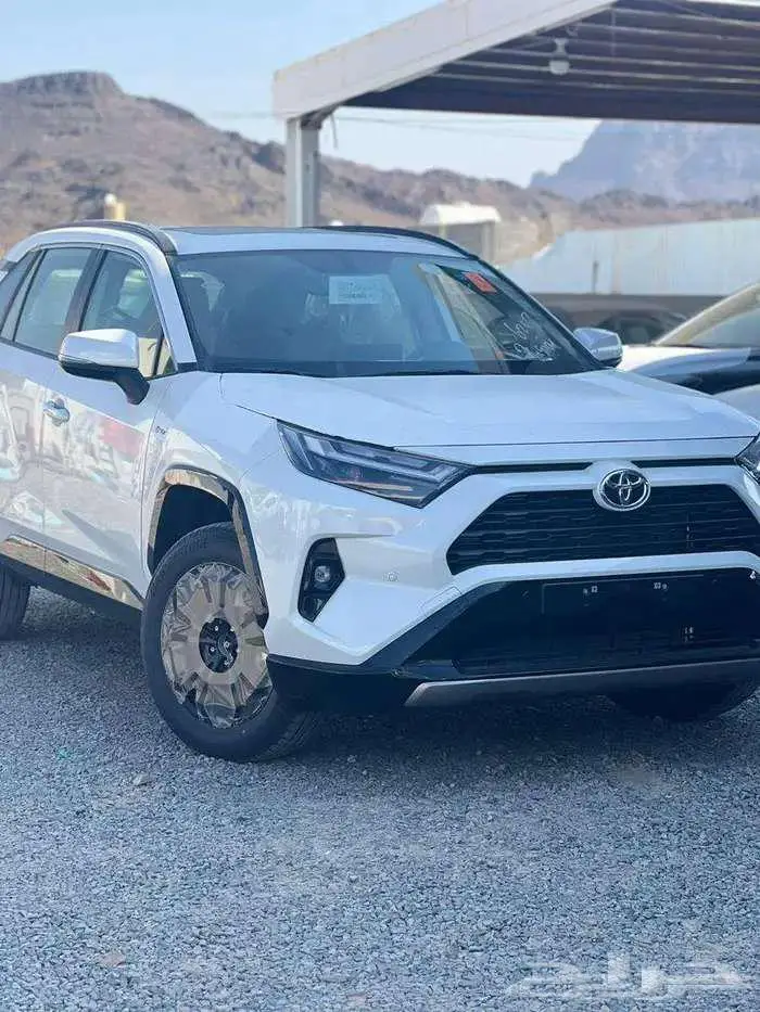 تويوتا راف فور XLE 2025 6