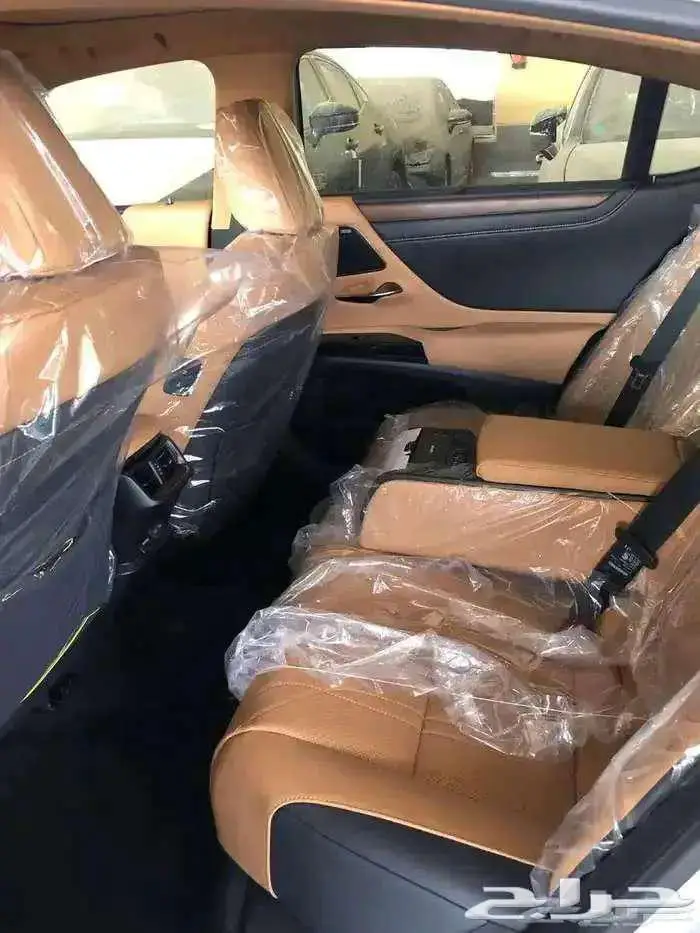 لكزس ES 350 فئة DD فل كامل 2025 متوفر لدى الحسن 6