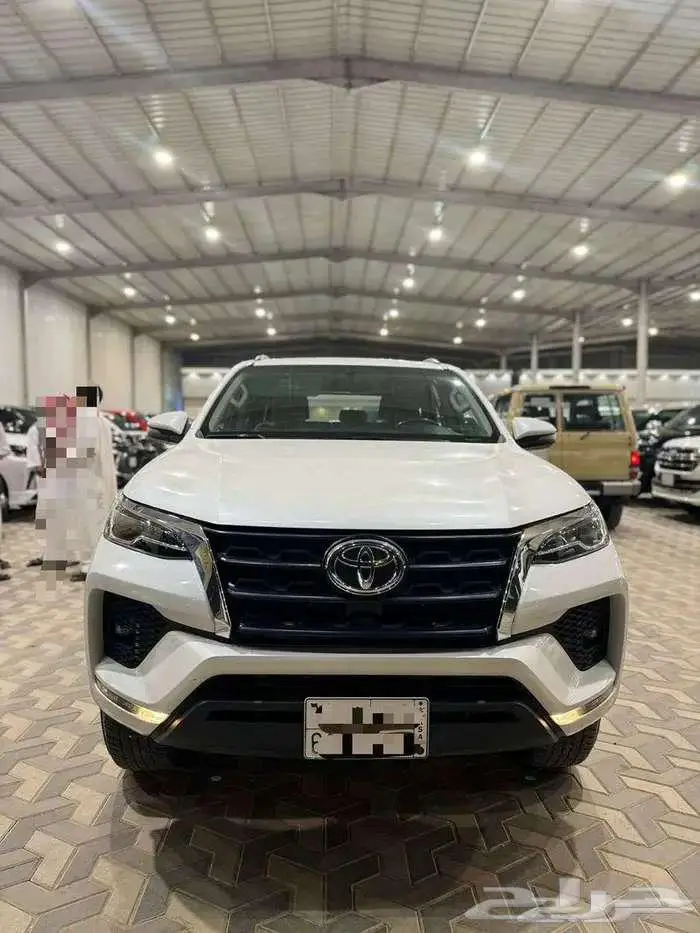 تويوتا فورتشنر VX موديل 2023 0