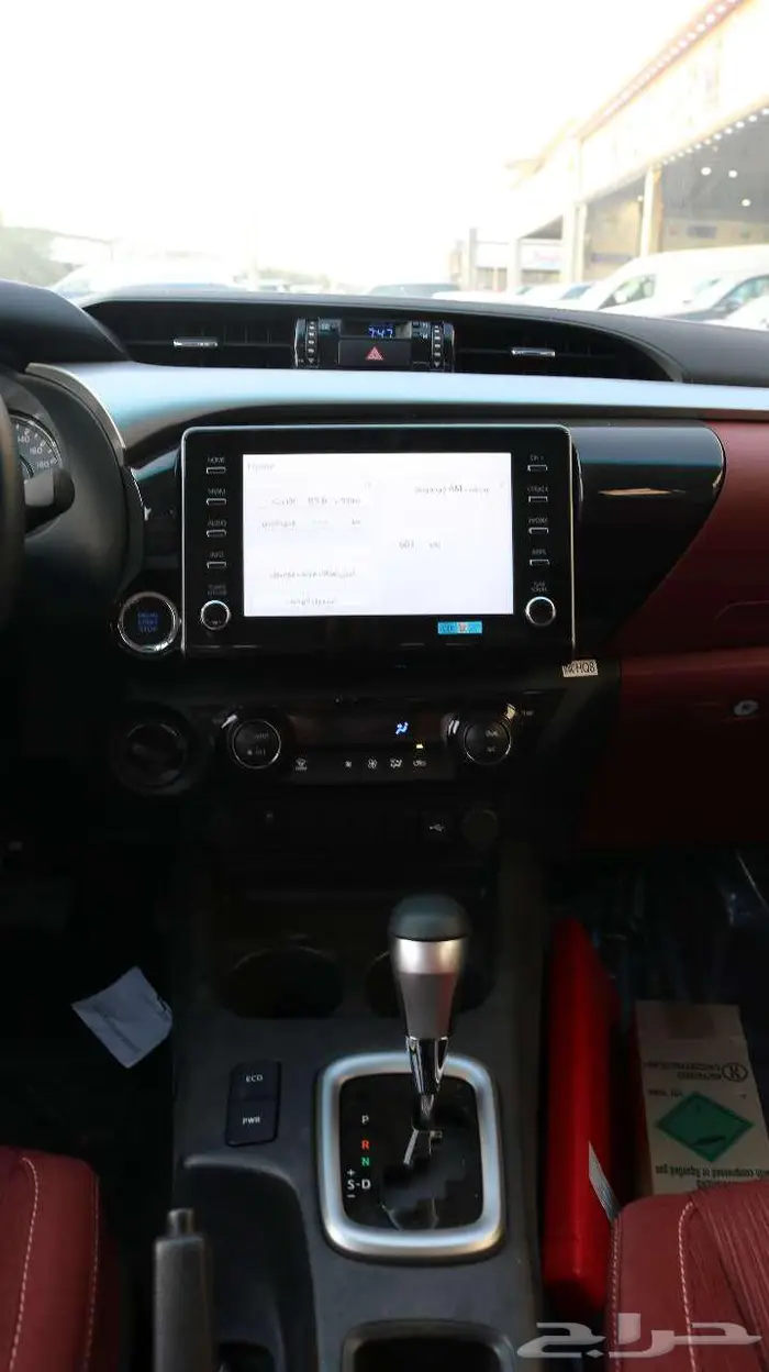 هايلكس بنزين دبل توماتيك فل كامل بصمه بريمي 2025 10