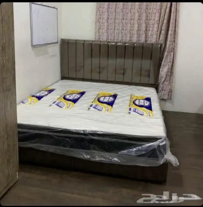 سرير دورين ومفراد ومراتب وبطانيات دولايب خشب و حديد 20